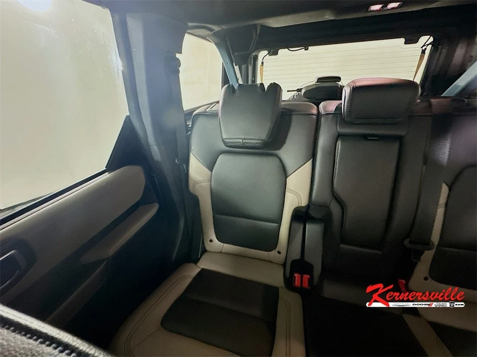 2023 Ford Bronco 6th Gen - Image 12 of 21