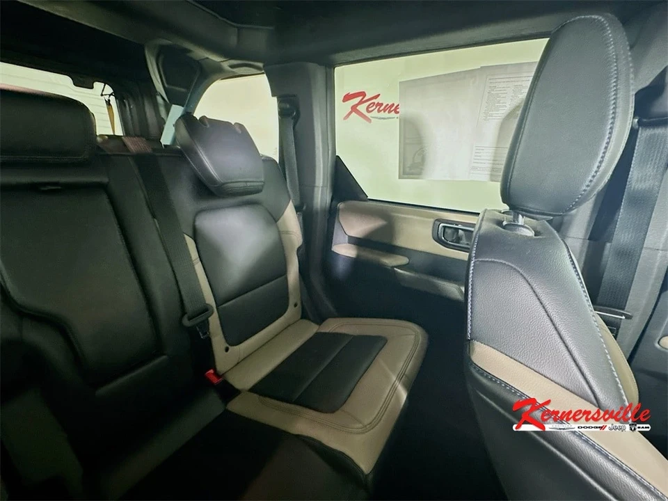 2023 Ford Bronco 6th Gen - Image 14 of 21