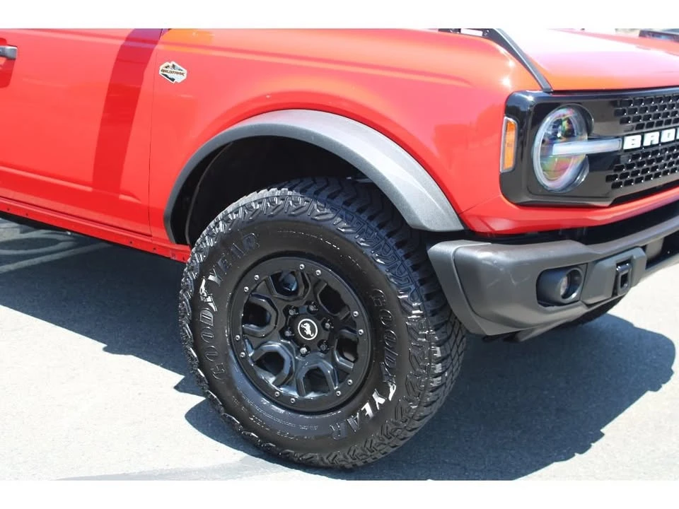 2023 Ford Bronco 6th Gen - Image 13 of 20