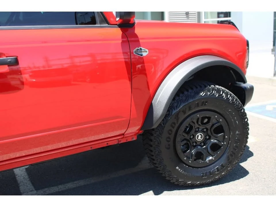 2023 Ford Bronco 6th Gen - Image 14 of 20
