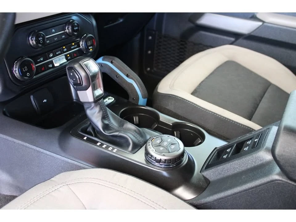 2023 Ford Bronco 6th Gen - Image 16 of 20