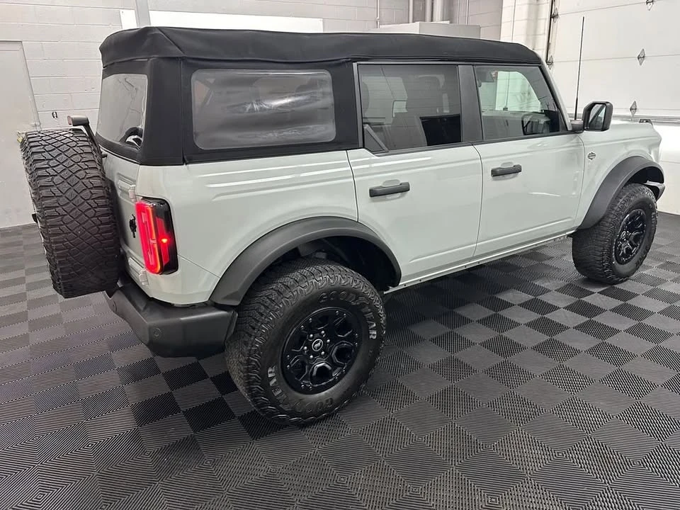 2023 Ford Bronco 6th Gen - Image 14 of 20