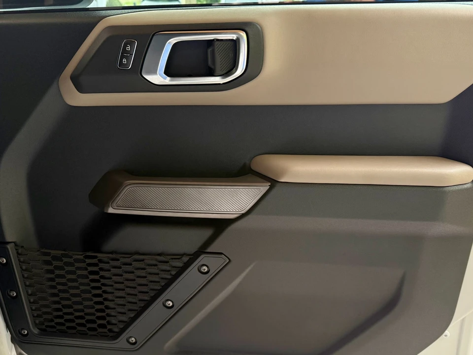 2023 Ford Bronco 6th Gen - Image 19 of 31