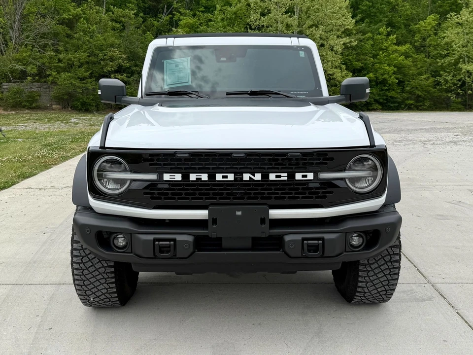 2023 Ford Bronco 6th Gen - Image 4 of 31