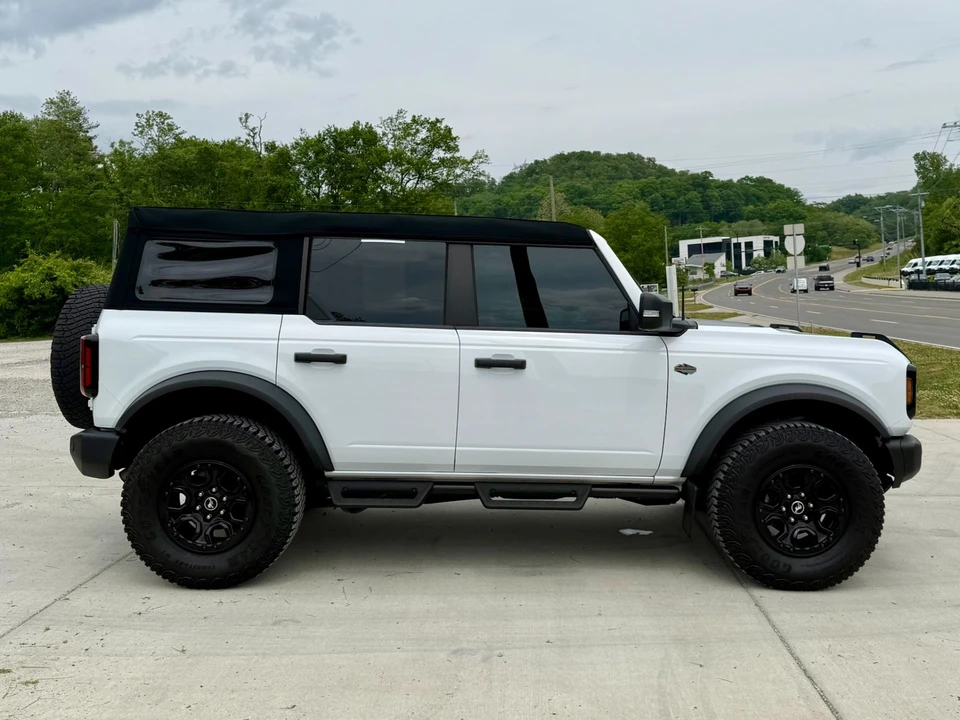 2023 Ford Bronco 6th Gen - Image 7 of 31