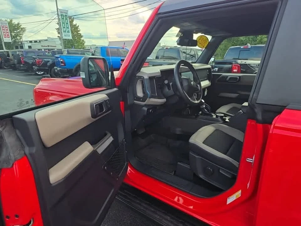 2023 Ford Bronco 6th Gen - Image 10 of 10