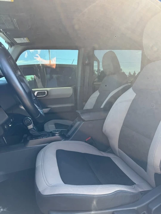 2023 Ford Bronco 6th Gen - Image 8 of 10