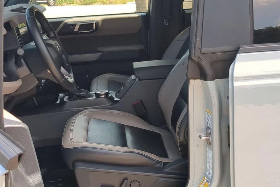 2023 Ford Bronco 6th Gen - Image 11 of 19