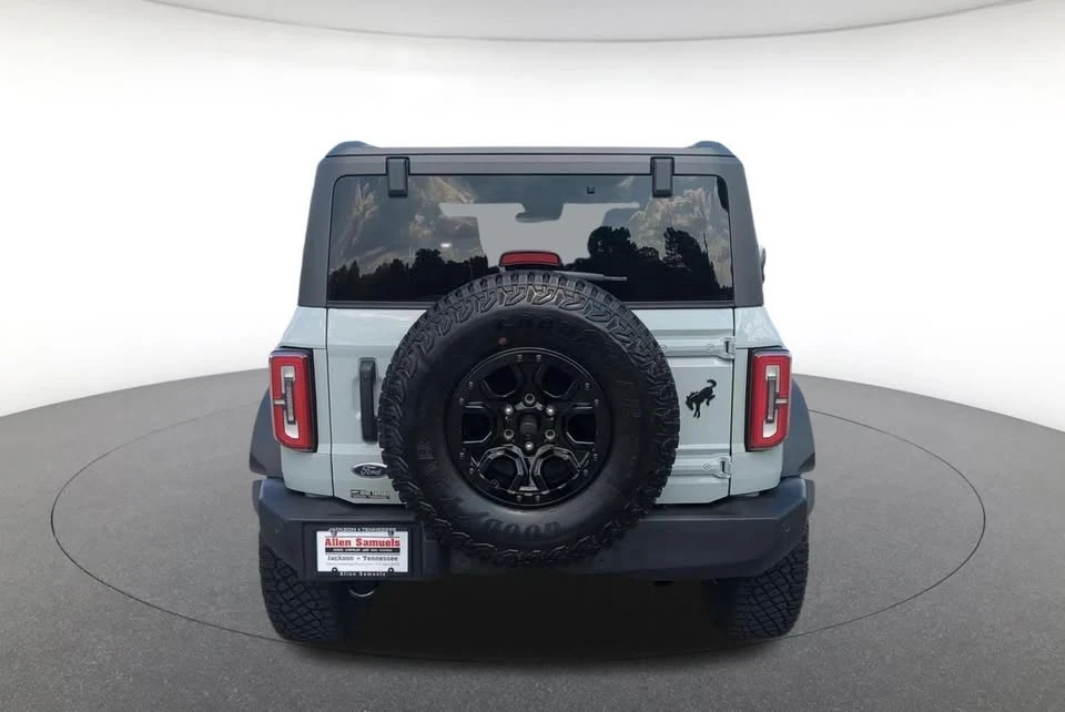 2023 Ford Bronco 6th Gen - Image 5 of 19
