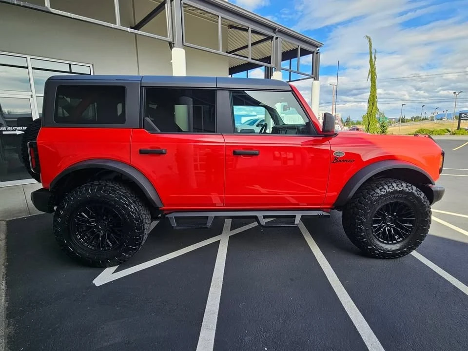 2023 Ford Bronco 6th Gen - Image 6 of 20