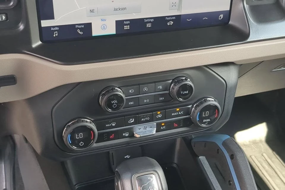 2023 Ford Bronco 6th Gen - Image 17 of 19