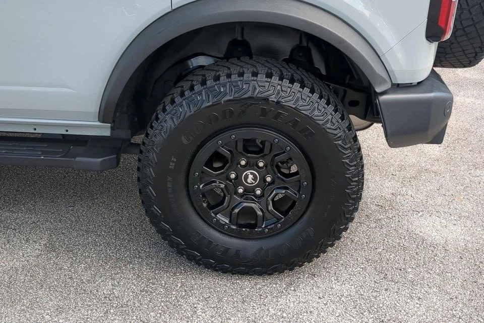 2023 Ford Bronco 6th Gen - Image 10 of 19
