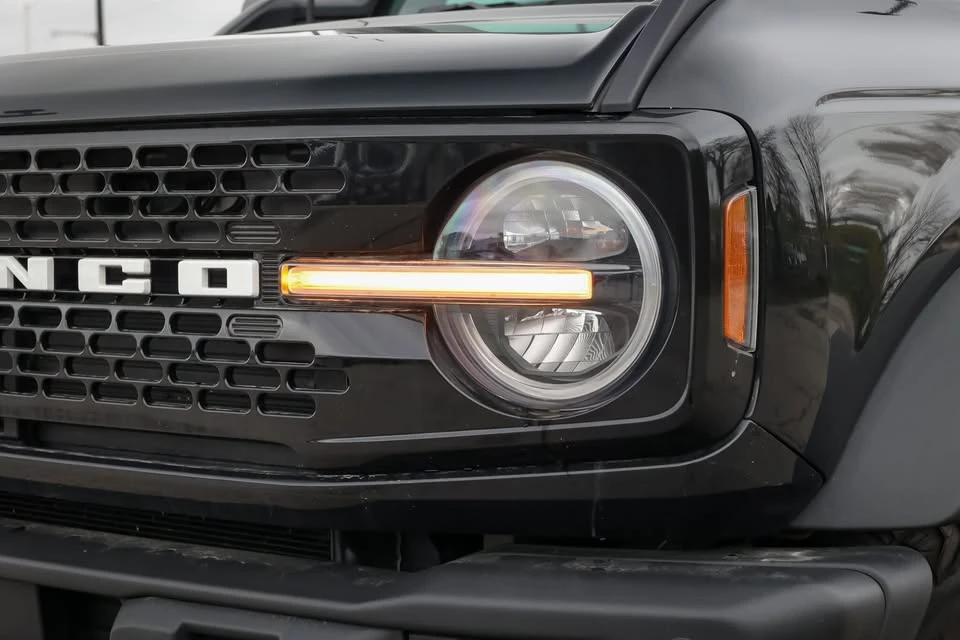 2023 Ford Bronco 6th Gen - Image 18 of 20
