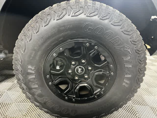 2023 Ford Bronco 6th Gen - Image 10 of 20