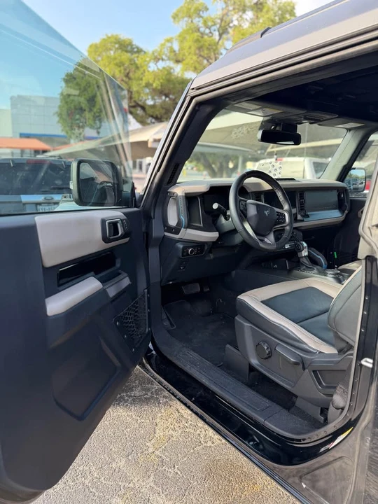 2023 Ford Bronco 6th Gen - Image 5 of 9