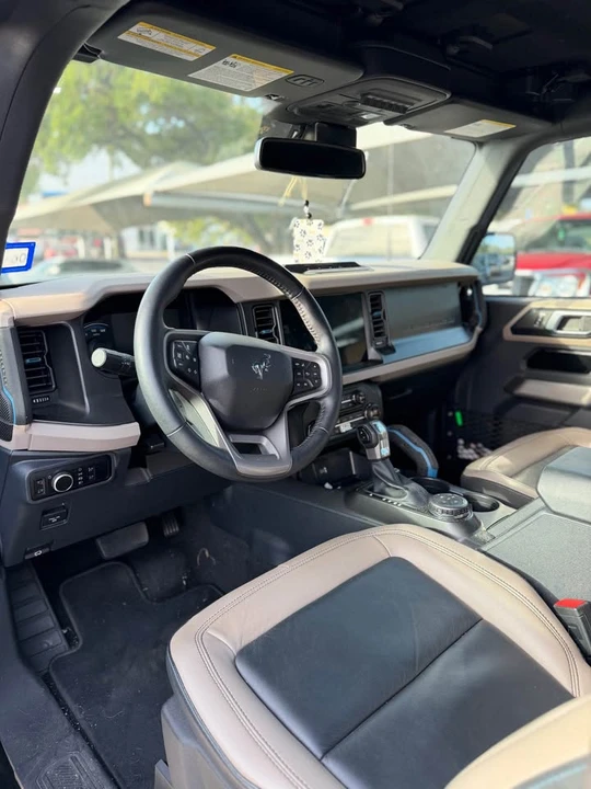 2023 Ford Bronco 6th Gen - Image 6 of 9