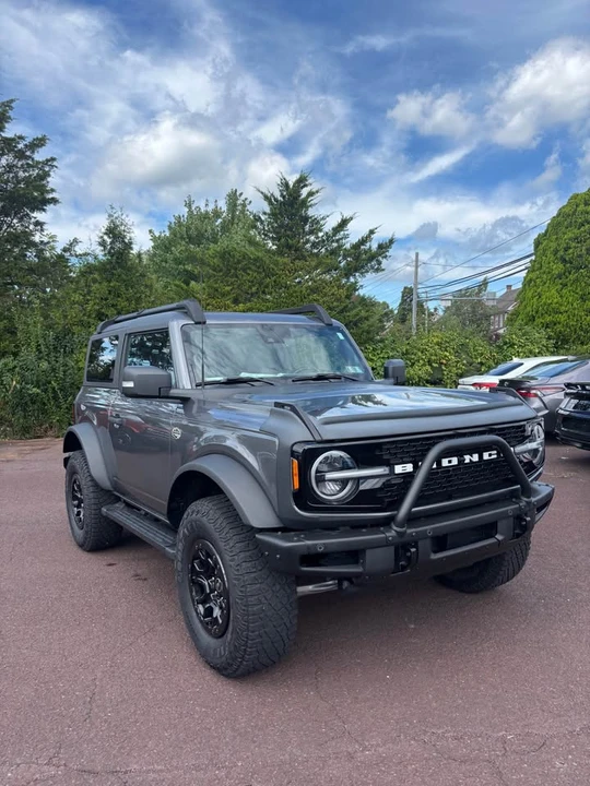 2023 Ford Bronco 6th Gen - Image 2 of 14