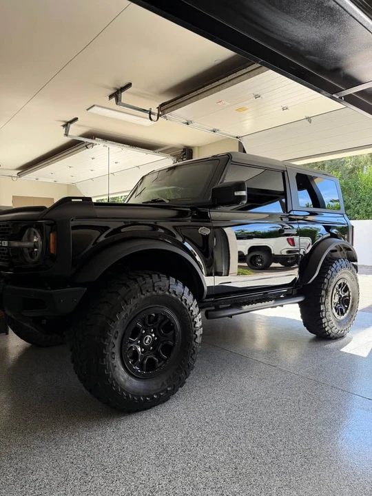 2023 Ford Bronco 6th Gen - Image 3 of 3