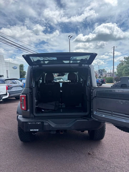 2023 Ford Bronco 6th Gen - Image 5 of 14