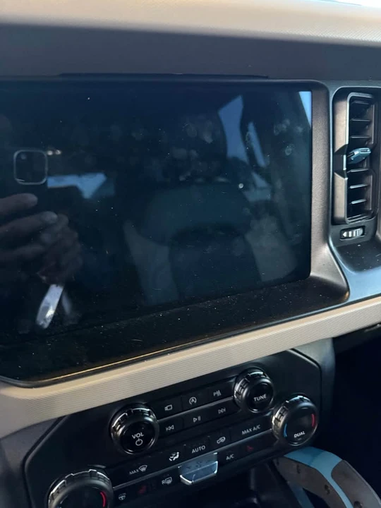2023 Ford Bronco 6th Gen - Image 10 of 17