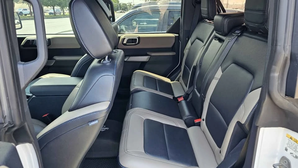 2023 Ford Bronco 6th Gen - Image 9 of 12
