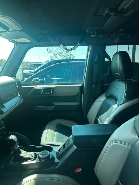2023 Ford Bronco 6th Gen - Image 7 of 8