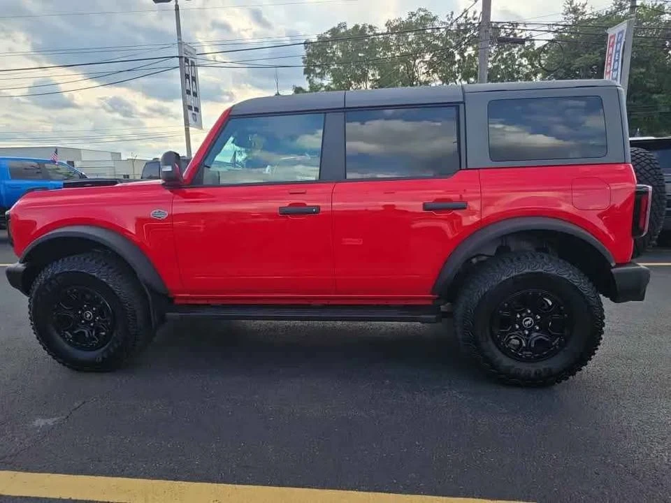 2023 Ford Bronco 6th Gen - Image 9 of 17
