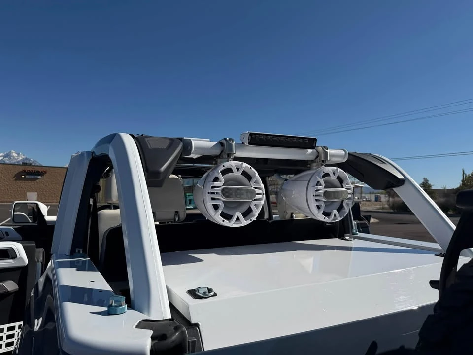2023 Ford Bronco 6th Gen - Image 8 of 15
