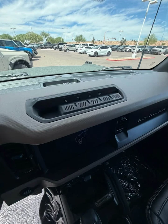 2023 Ford Bronco 6th Gen - Image 14 of 16