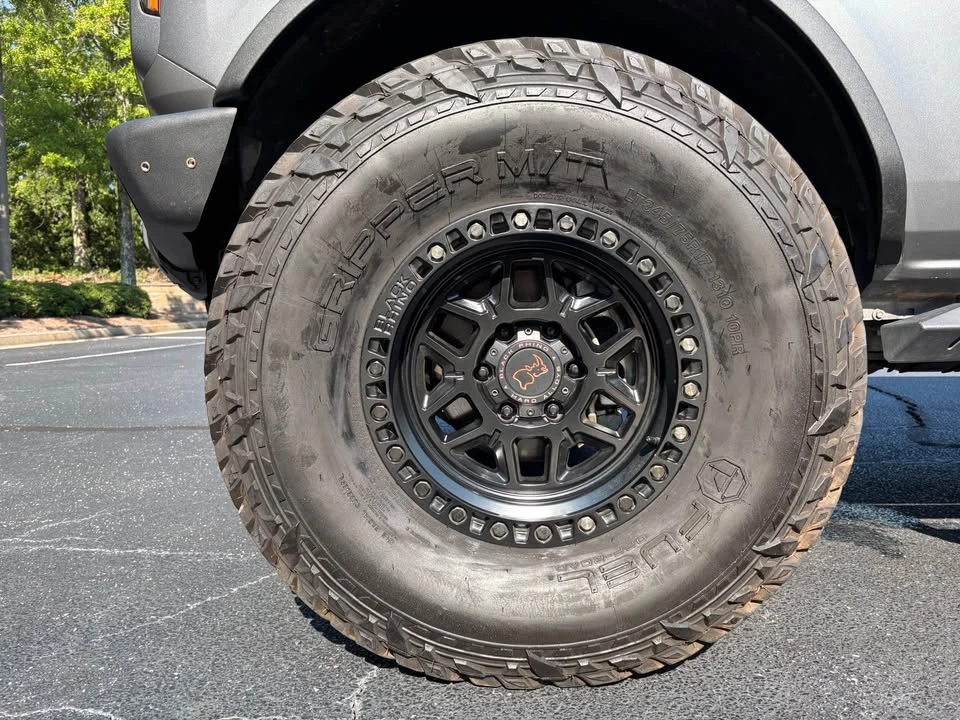 2023 Ford Bronco 6th Gen - Image 15 of 16