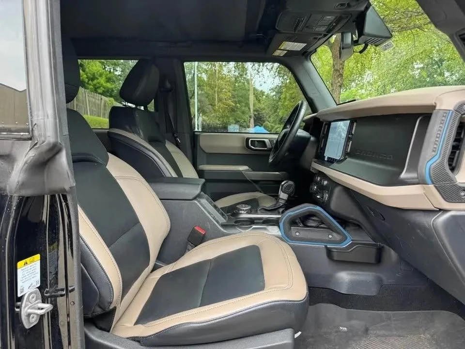 2023 Ford Bronco 6th Gen - Image 8 of 14
