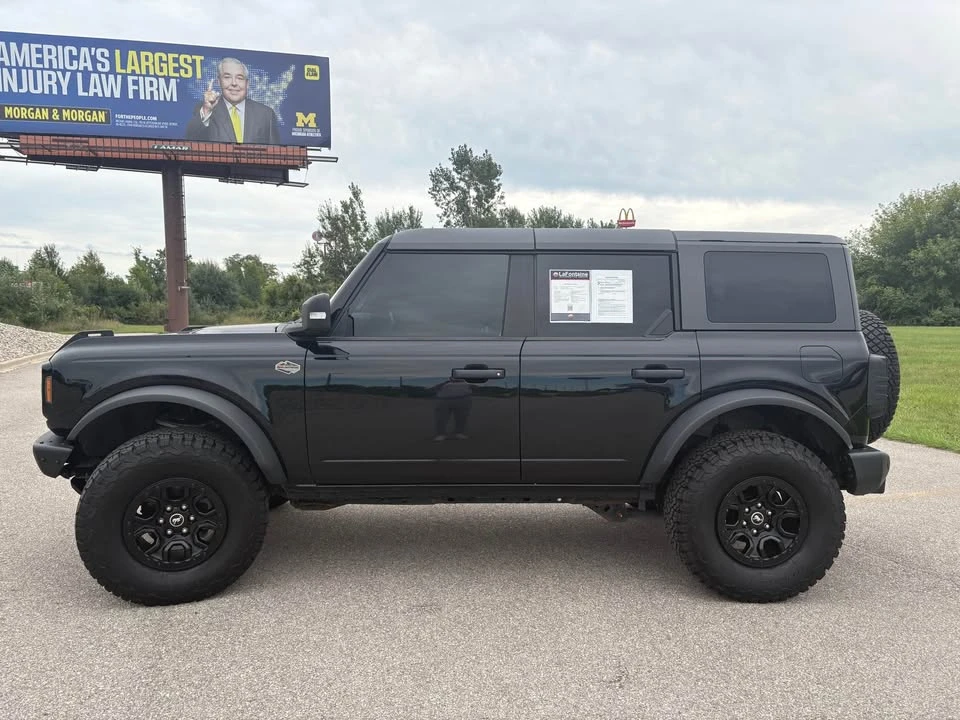 2023 Ford Bronco 6th Gen - Image 3 of 13