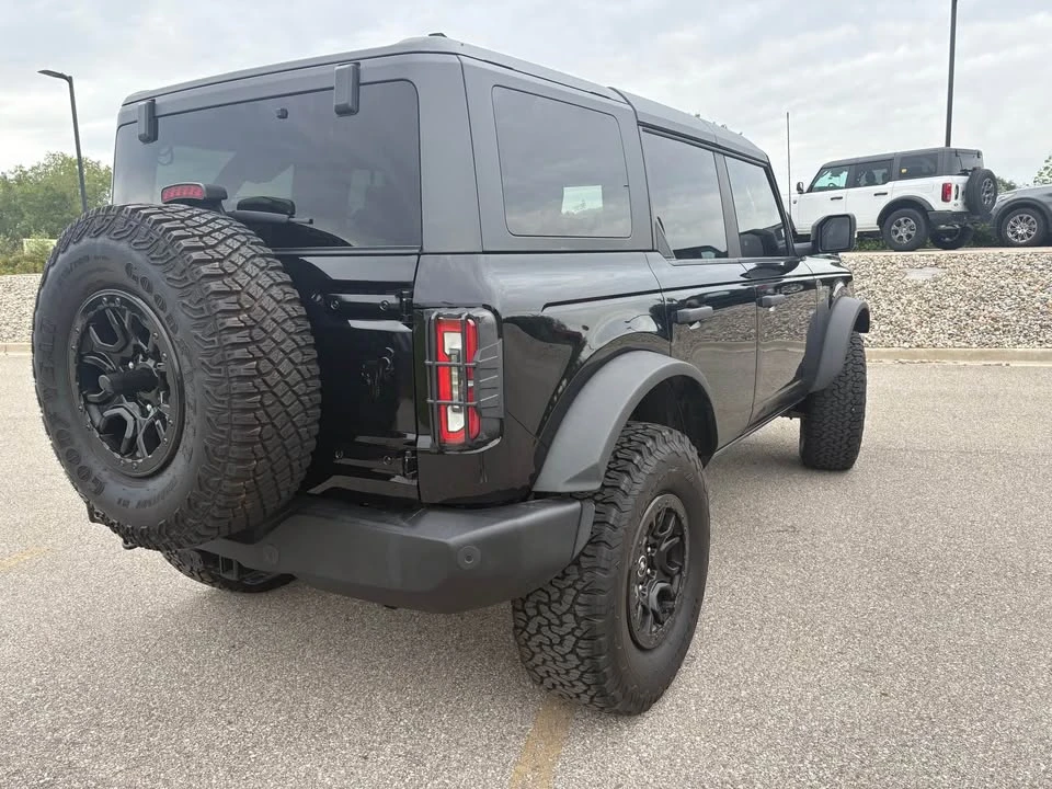 2023 Ford Bronco 6th Gen - Image 6 of 13