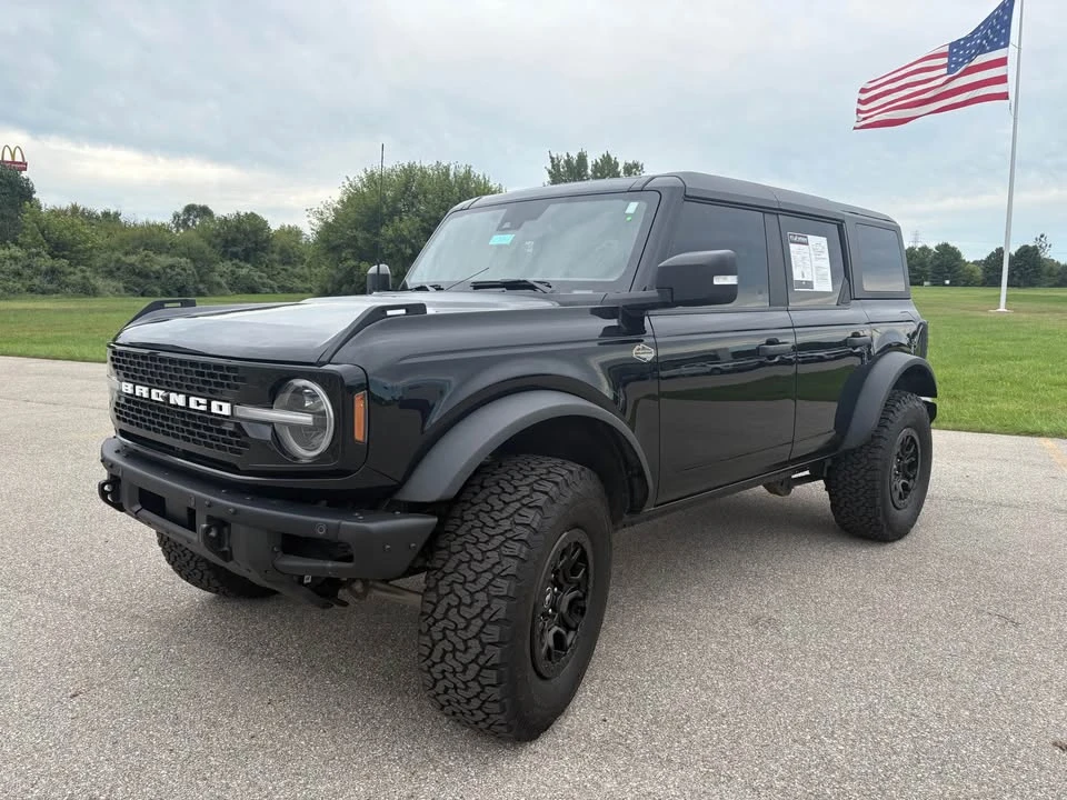 2023 Ford Bronco 6th Gen - Image 2 of 13