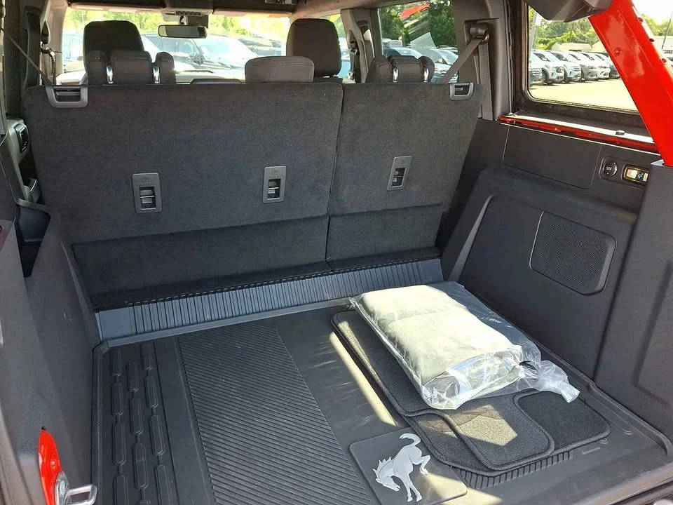 2023 Ford Bronco 6th Gen - Image 20 of 20