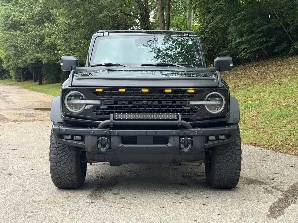 2023 Ford Bronco 6th Gen - Image 2 of 14