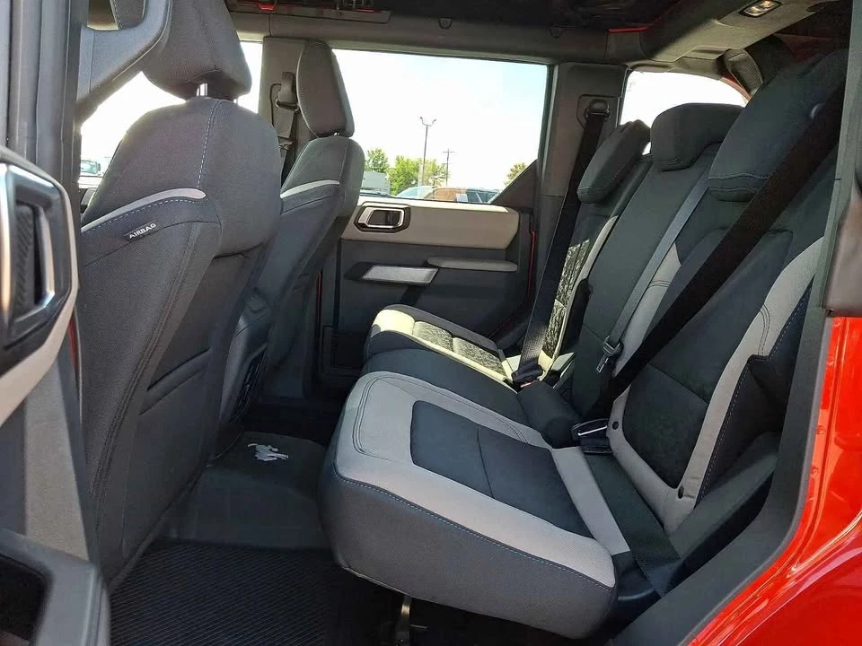 2023 Ford Bronco 6th Gen - Image 9 of 20