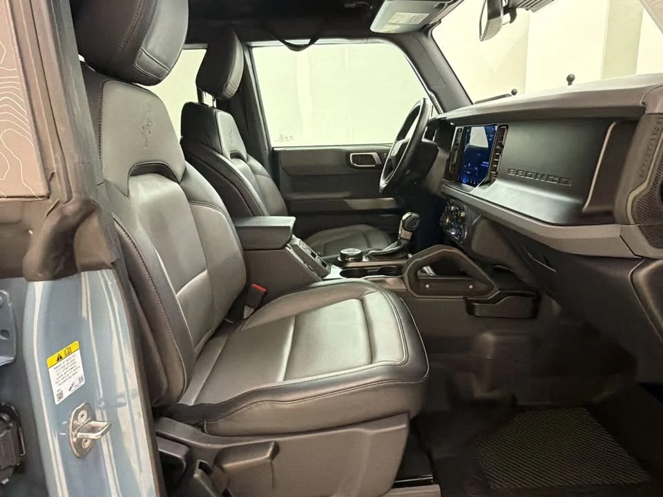 2023 Ford Bronco 6th Gen - Image 5 of 10