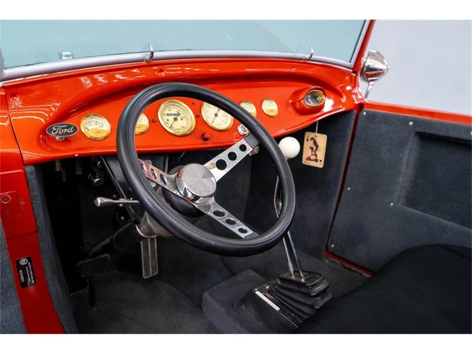 2023 Ford Customline - Image 12 of 31
