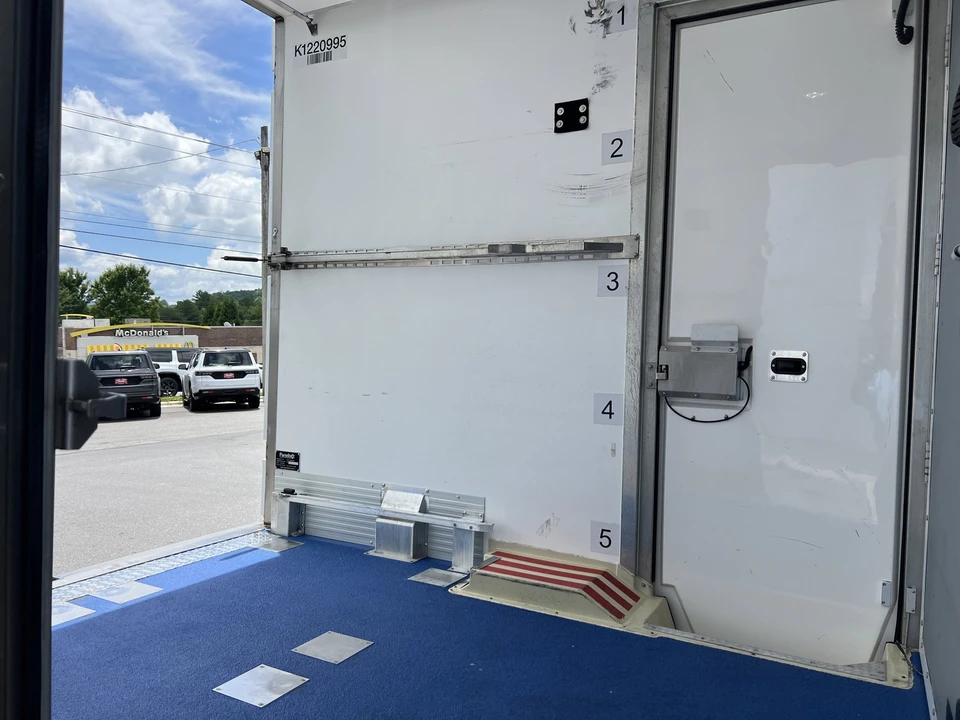 2023 Ford Super Duty 5th Gen - Image 10 of 29