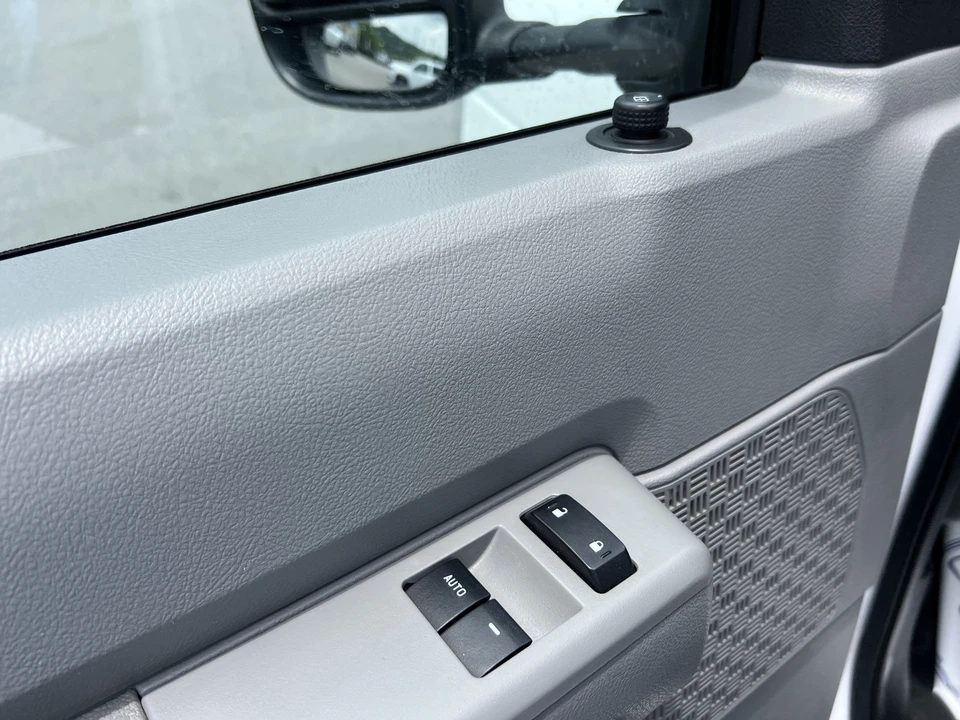 2023 Ford Econoline Van - Image 15 of 27