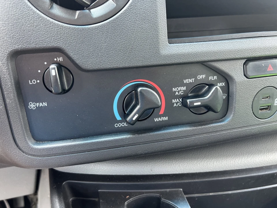 2023 Ford Econoline Van - Image 19 of 27