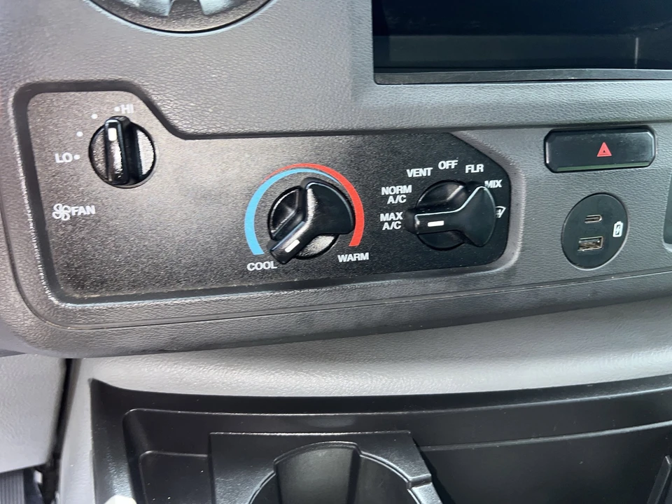 2023 Ford Super Duty 5th Gen - Image 19 of 28