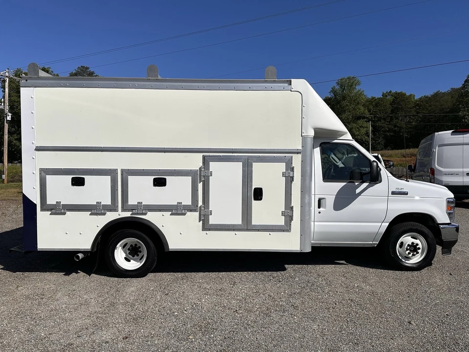 2023 Ford Super Duty 5th Gen - Image 5 of 24