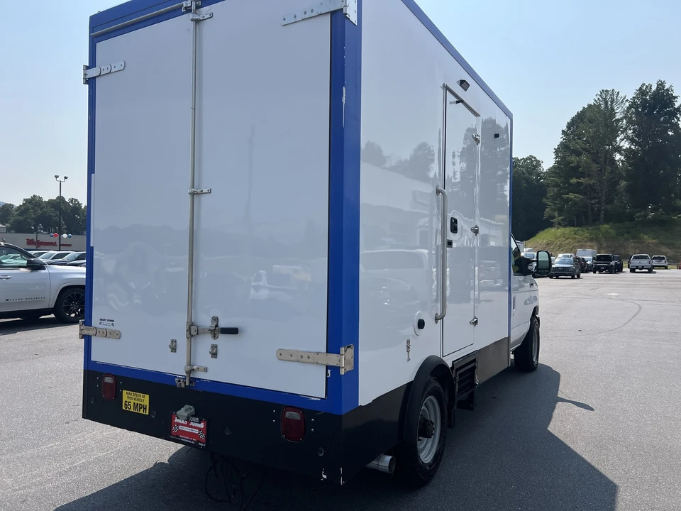 2023 Ford Super Duty 5th Gen - Image 3 of 27