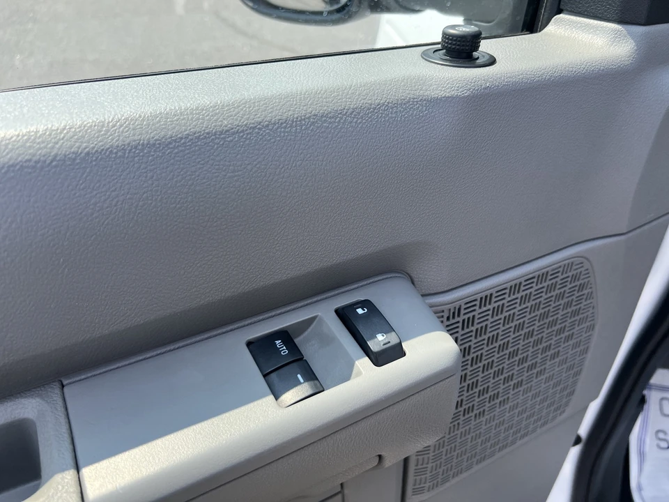 2023 Ford Super Duty 5th Gen - Image 15 of 27