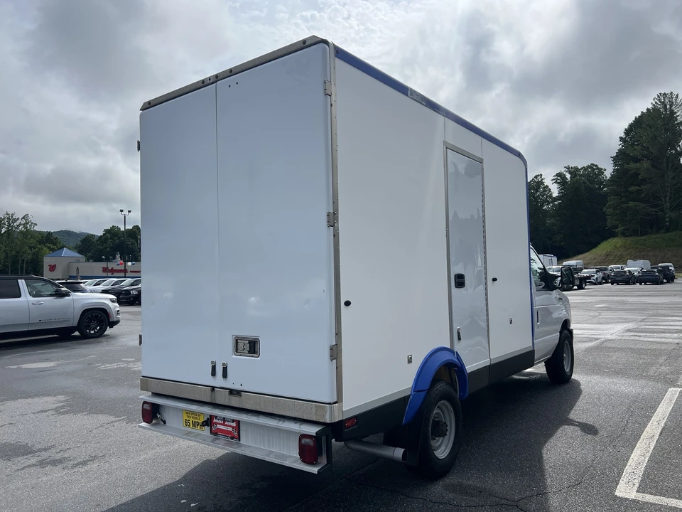 2023 Ford Super Duty 5th Gen - Image 3 of 26