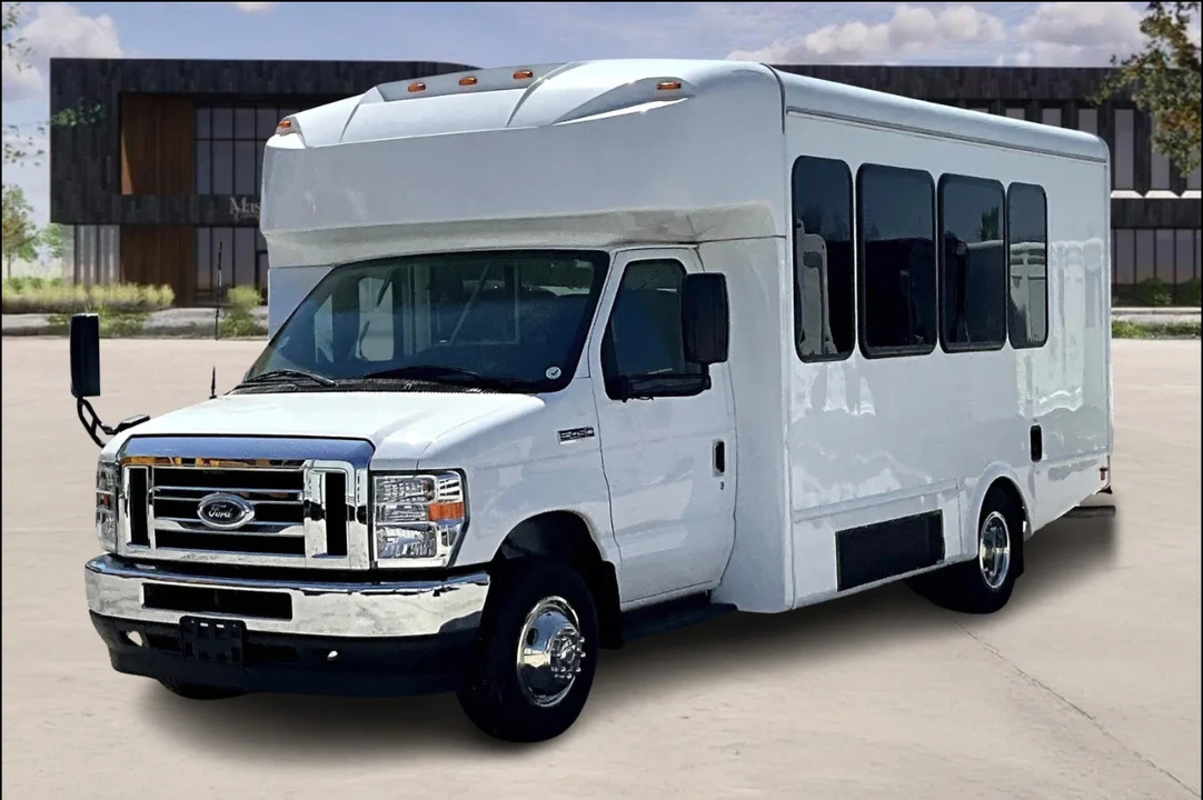 2023 Ford Super Duty 5th Gen - Image 3 of 12