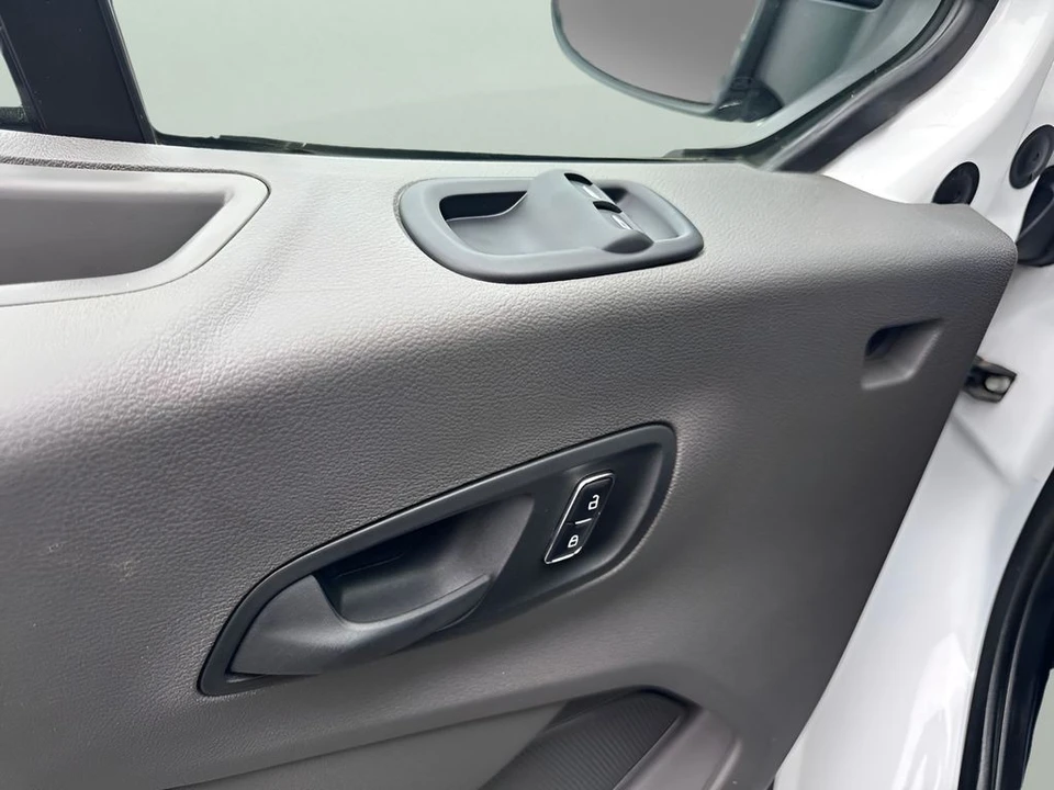 2023 Ford Transit - Image 23 of 30