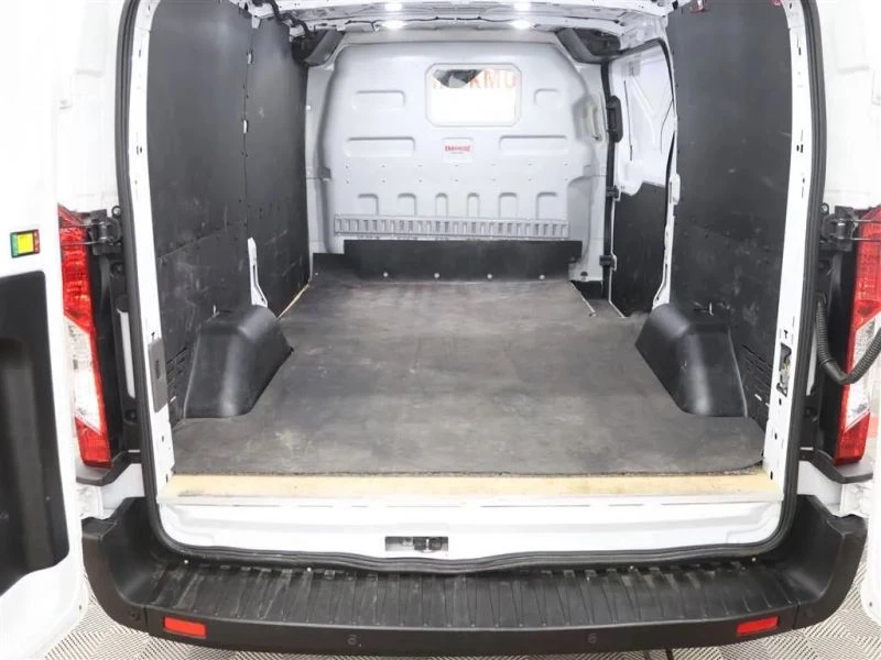2023 Ford Transit - Image 10 of 12